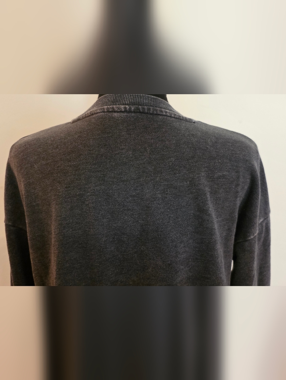 Pink Floyd Graphic Crewneck Sweatshirt - Vintage Black (Size S) - Picture 7 of 10